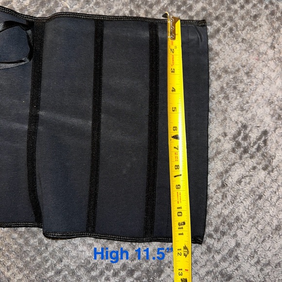 Waist trainer corset / Tummy compression wear - Picture 4 of 14